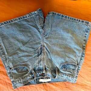 Hidden Medium High Waisted Denim Shorts